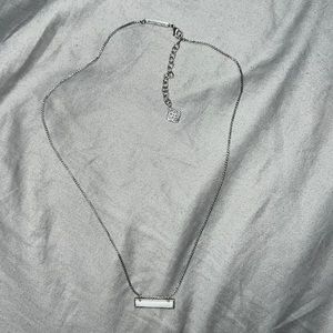 kendra scott silver bar pendant necklace